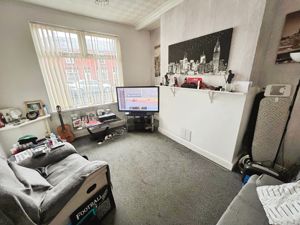 Lounge- click for photo gallery